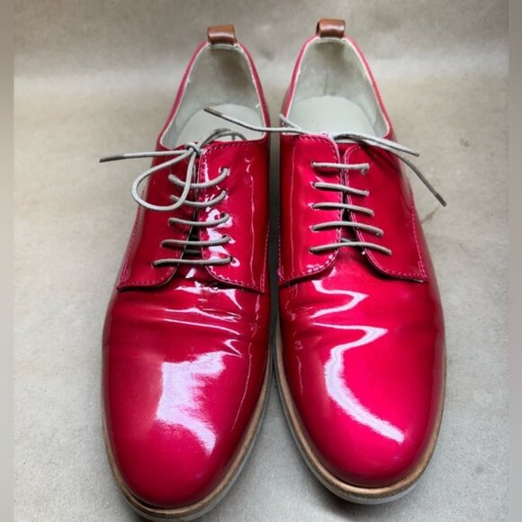 AGL Candy Apple Red Patent Leather Lace-Up Oxfords. Size EU 37.5 - Picture 2 of 7
